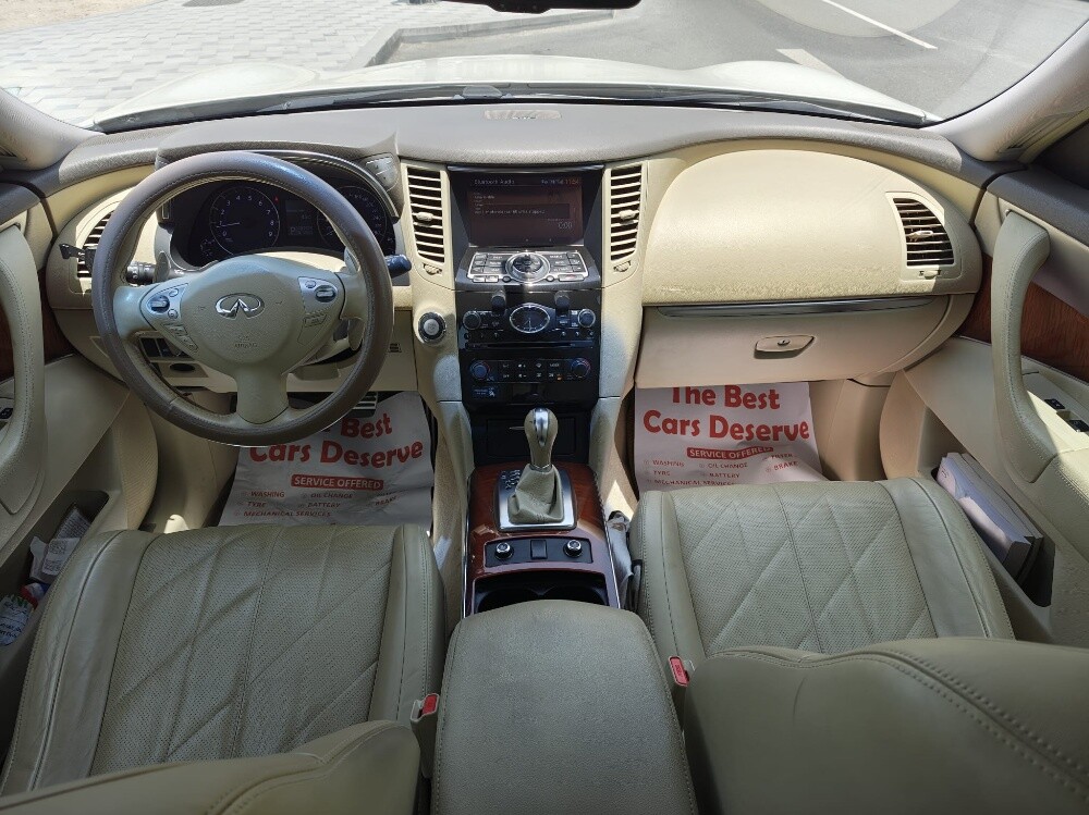 Nisan infinity QX70 - 9