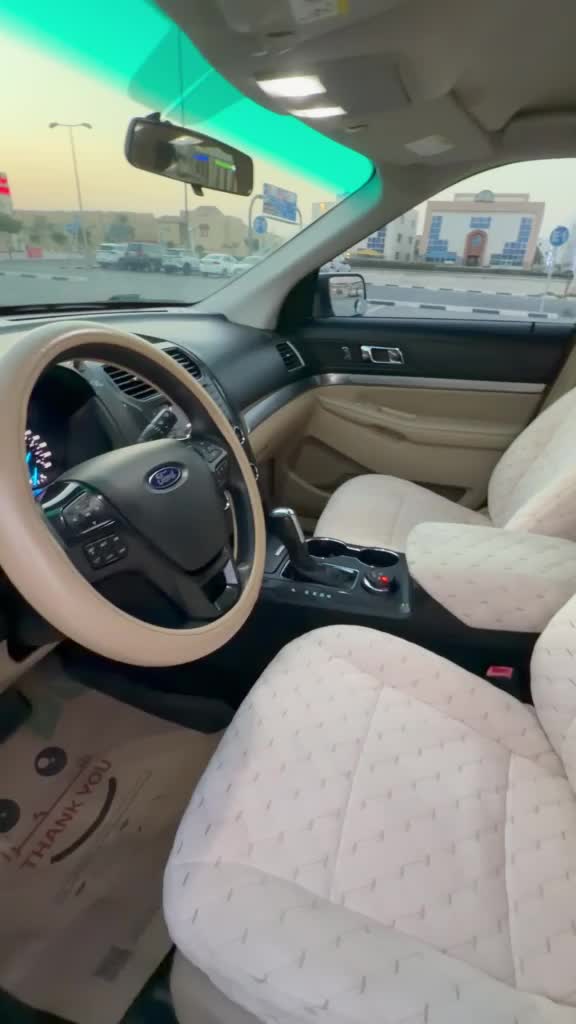 Ford Explorer Excellent condition - 14