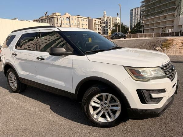 Ford Explorer Excellent condition - 6