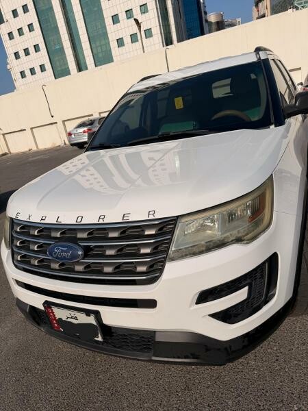 Ford Explorer Excellent condition - 2
