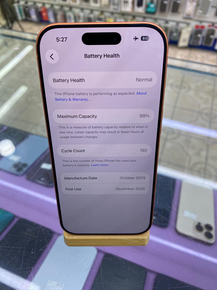 iPhone 17 pro - 4