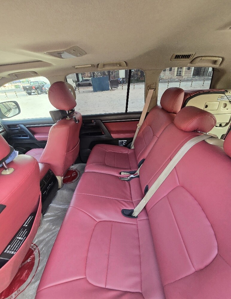 2011 Land Cruiser GXR V6 - 13