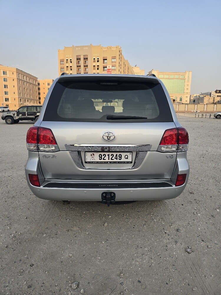 2011 Land Cruiser GXR V6 - 5