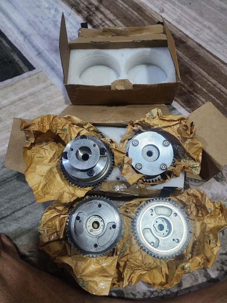 cvvt sprocket no 24350-3C113-16836 - 2