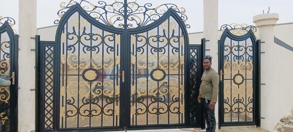 نقوم بجميع الحدادة ترتيب وتركيب ا - 3