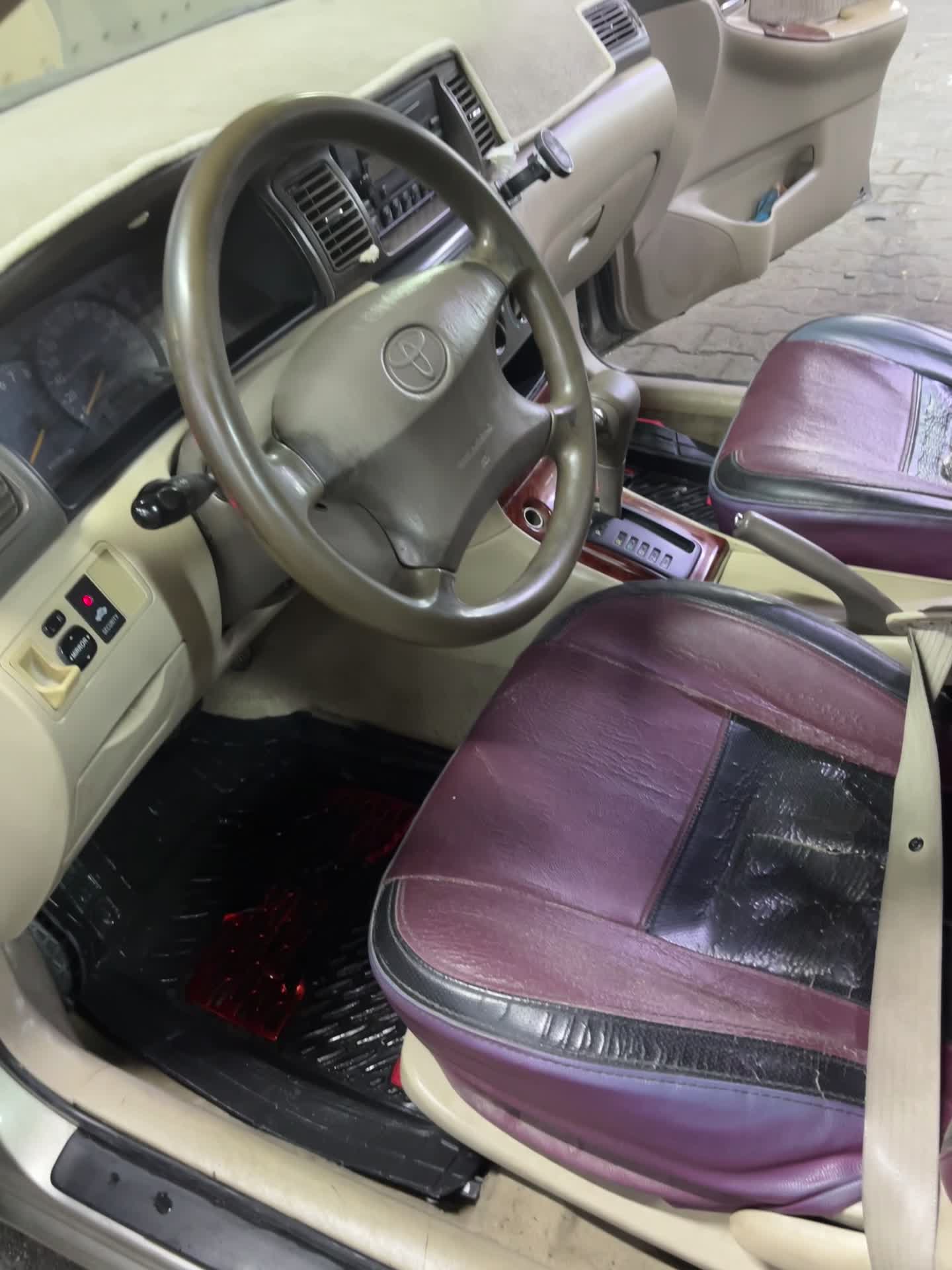 Toyota corolla - 5