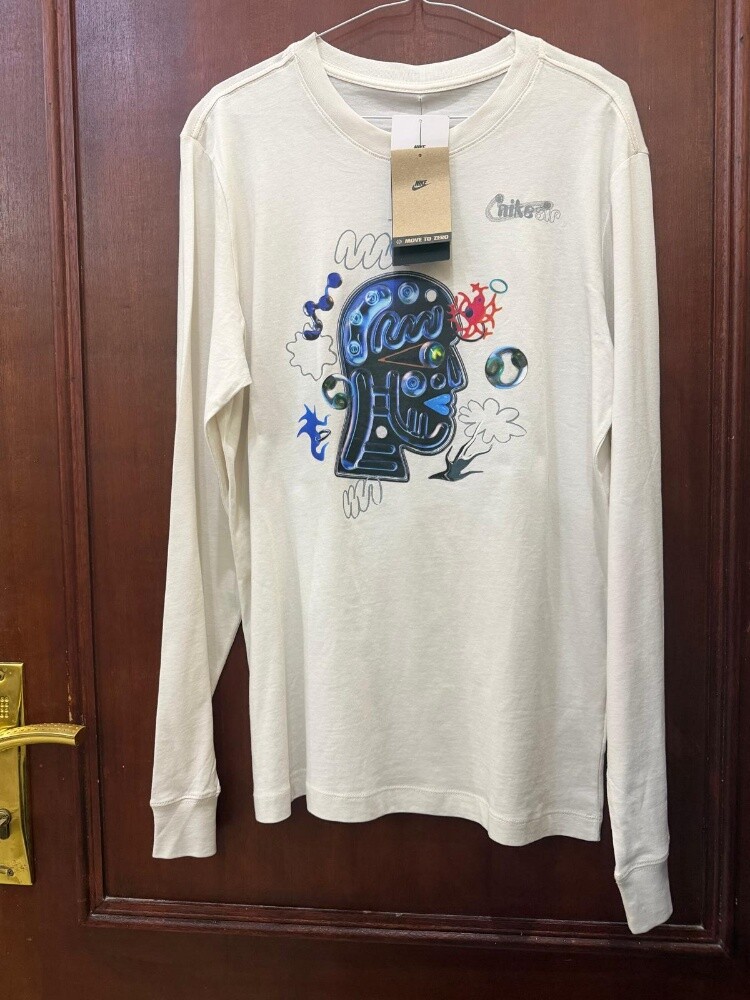 Nike Long Sleeve
original - 1