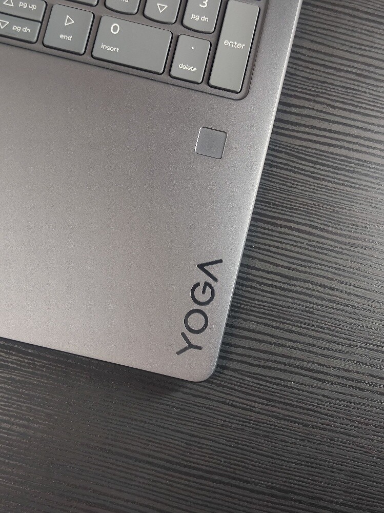 yoga-7ultra 7 ram 16gb SSD 256gb - 7