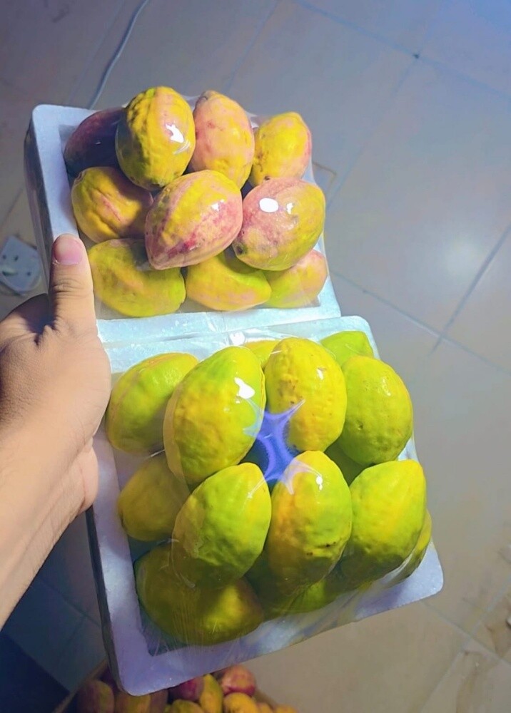 Fresh Dates & looz - 2