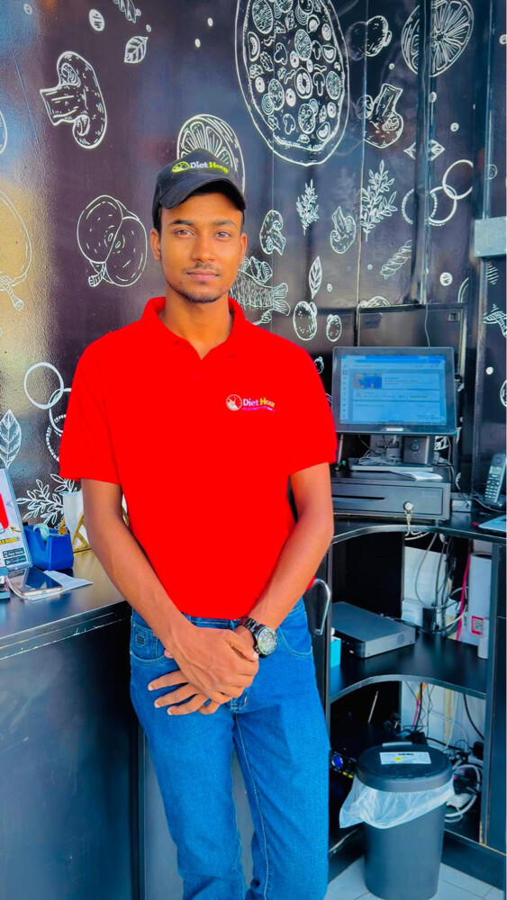 Cashier/ Waiter - 1