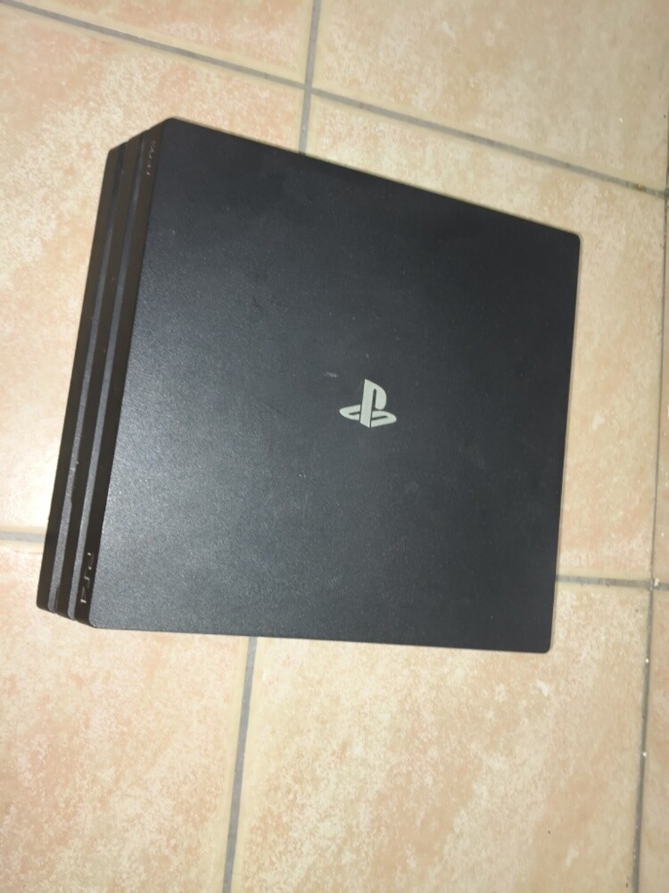 ps4 used for 2 months - 2