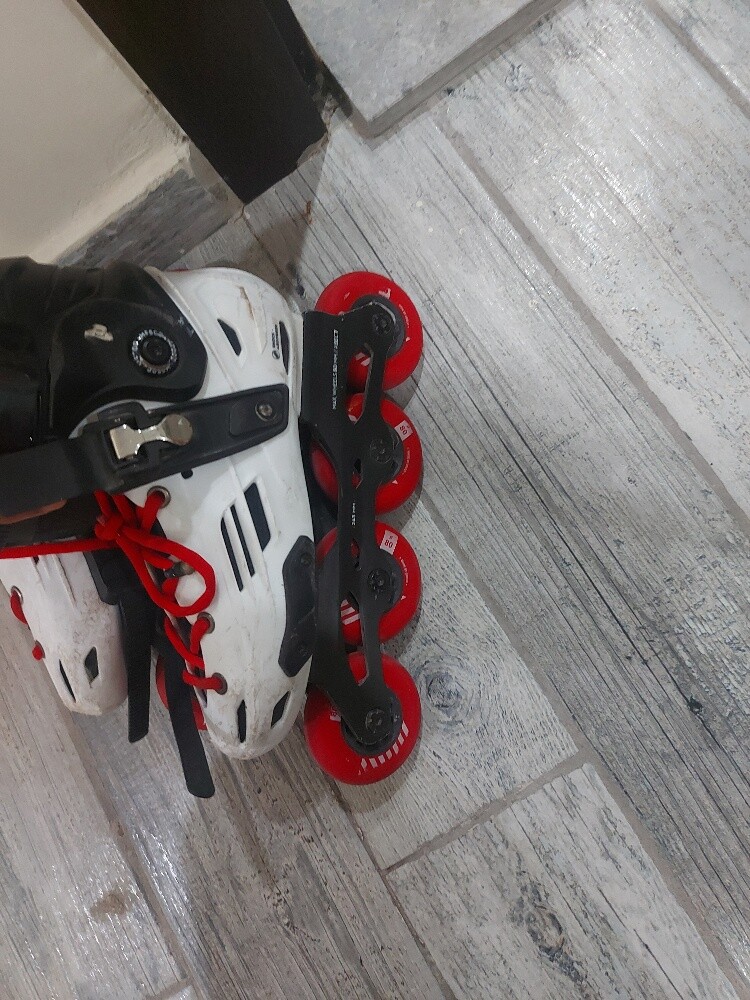 skating shoes - 3