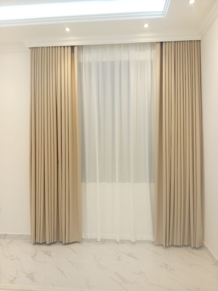 CURTAINS - 7
