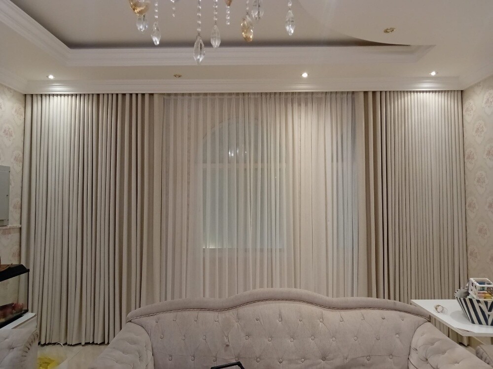 CURTAINS - 4