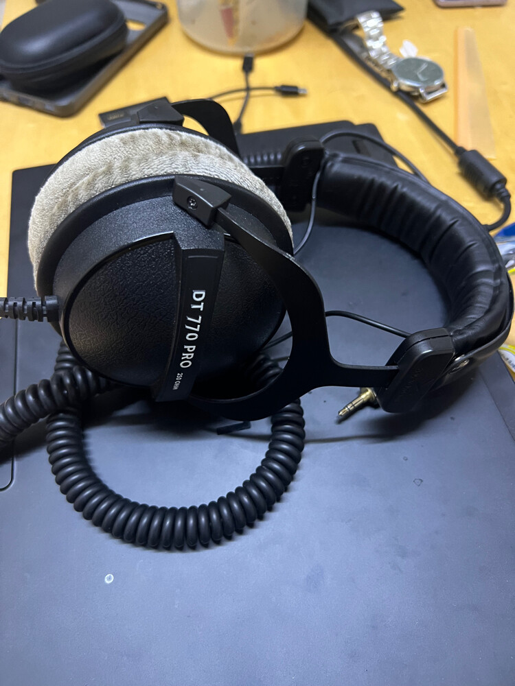 Bayerdynamic DT770 headphones - 2