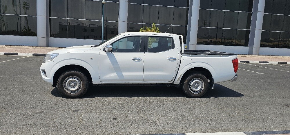NISSAN NAWARA - 4