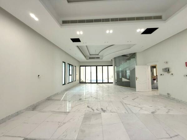 NEW 8BR VILLA+BASEMENT, LIFT & POOL - 4