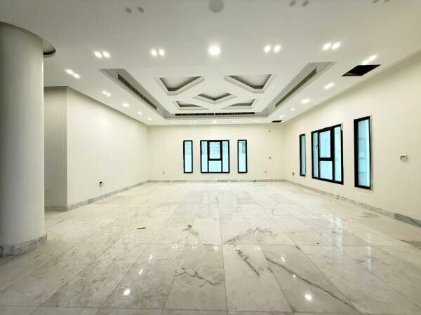 NEW 8BR VILLA+BASEMENT, LIFT & POOL - 2