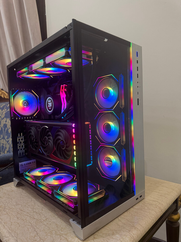 4070 TI 12GB ,i7-13700K,DDR5 32GB - 3
