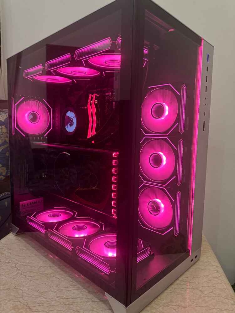 4070 TI 12GB ,i7-13700K,DDR5 32GB - 9
