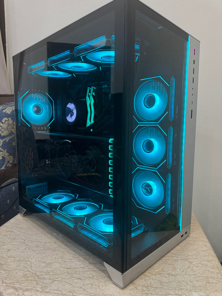 4070 TI 12GB ,i7-13700K,DDR5 32GB - 7