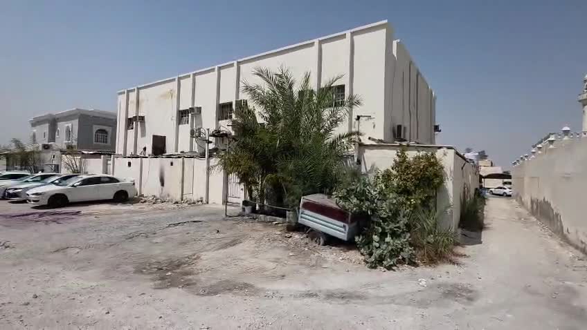 للبيع فلتين في بو سدره - 4