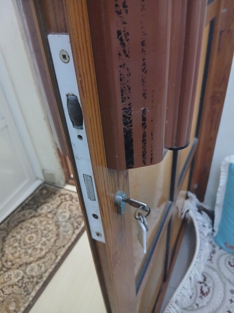 UPVC & Aluminium Door lock service - 1