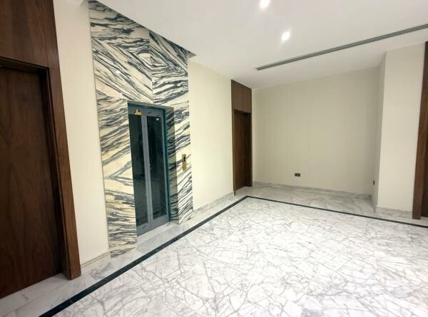 5BR VILLA+BASEMENT, LIFT & POOL - 8