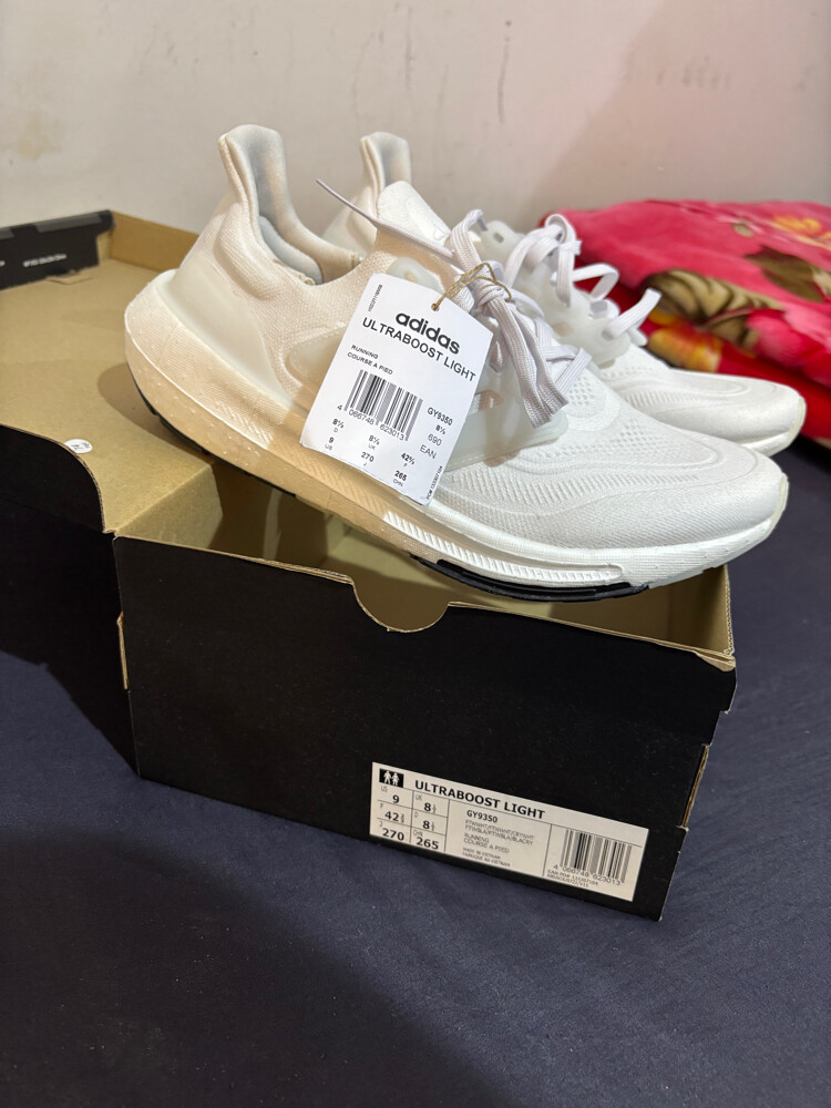 Adidas UltraBoost Light - 6