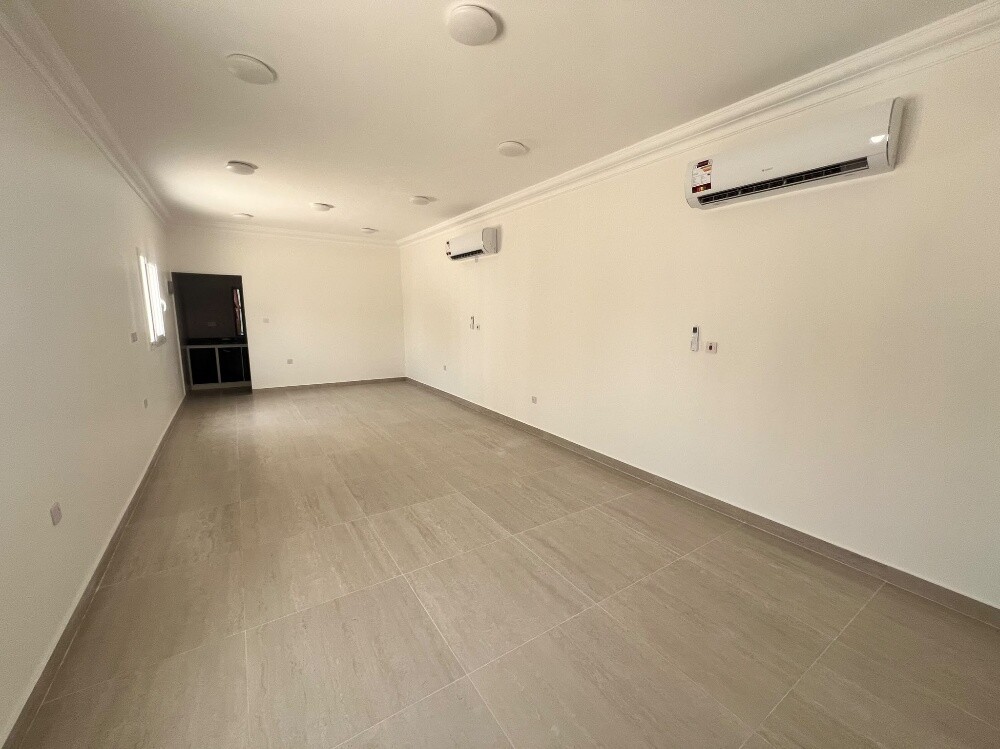 للايجار فيلا ف روضة الحمامة إسكان - 5