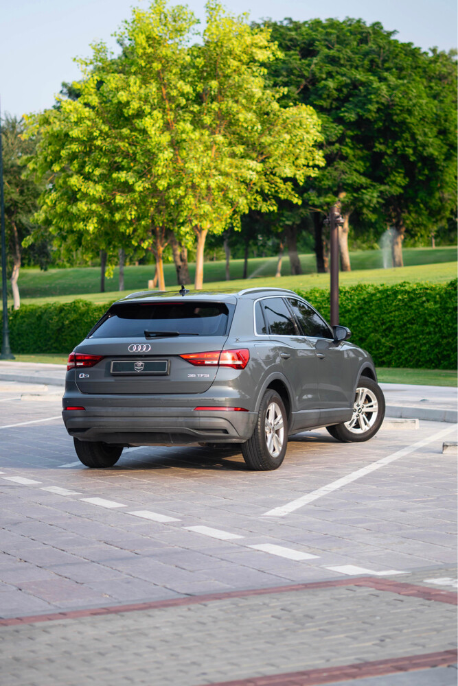 Audi Q3 2021 - 12