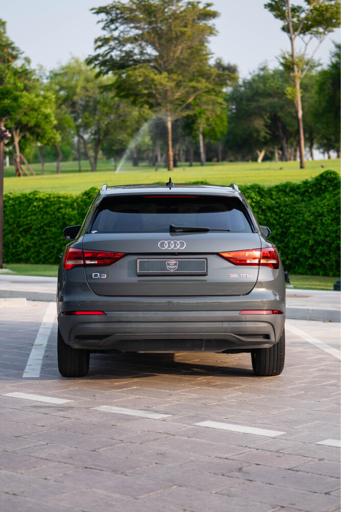 Audi Q3 2021 - 13