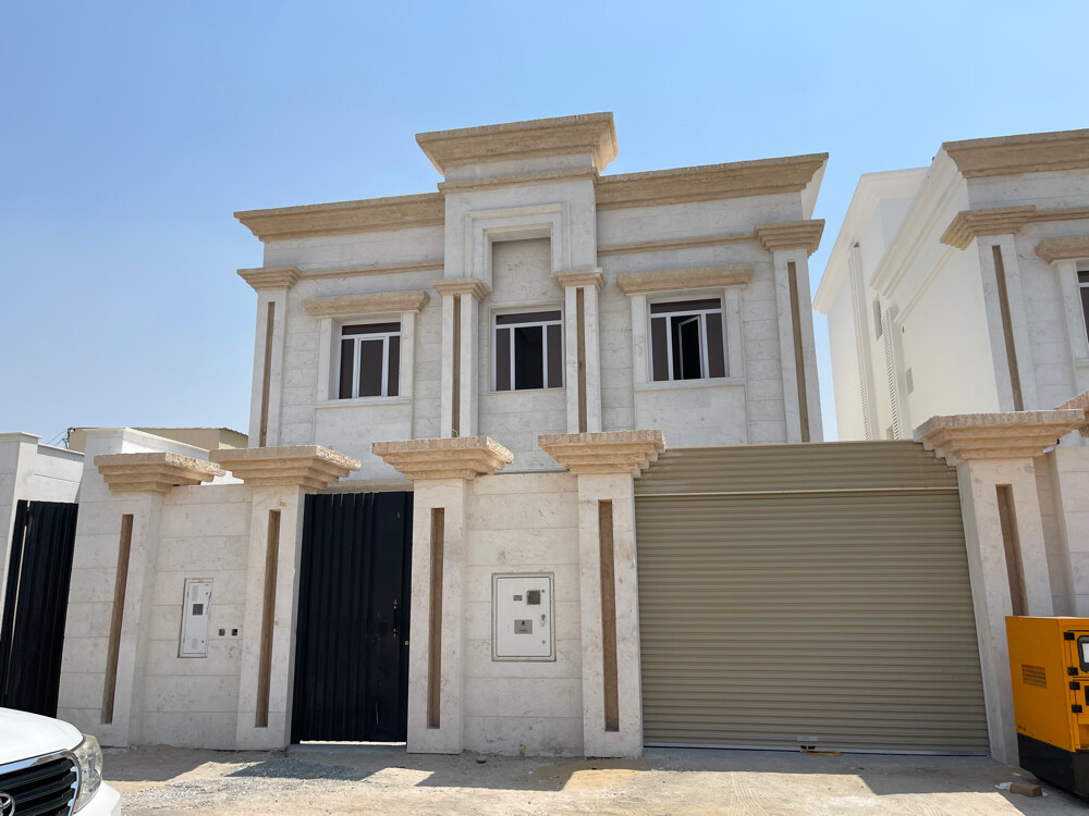 بيع فيلا فخمة مدينه خليفة جنوبية - 1