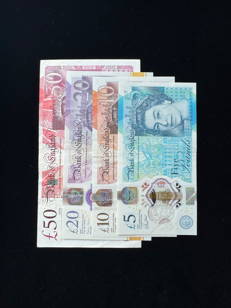 Banknotes , coins and stamps   - 9