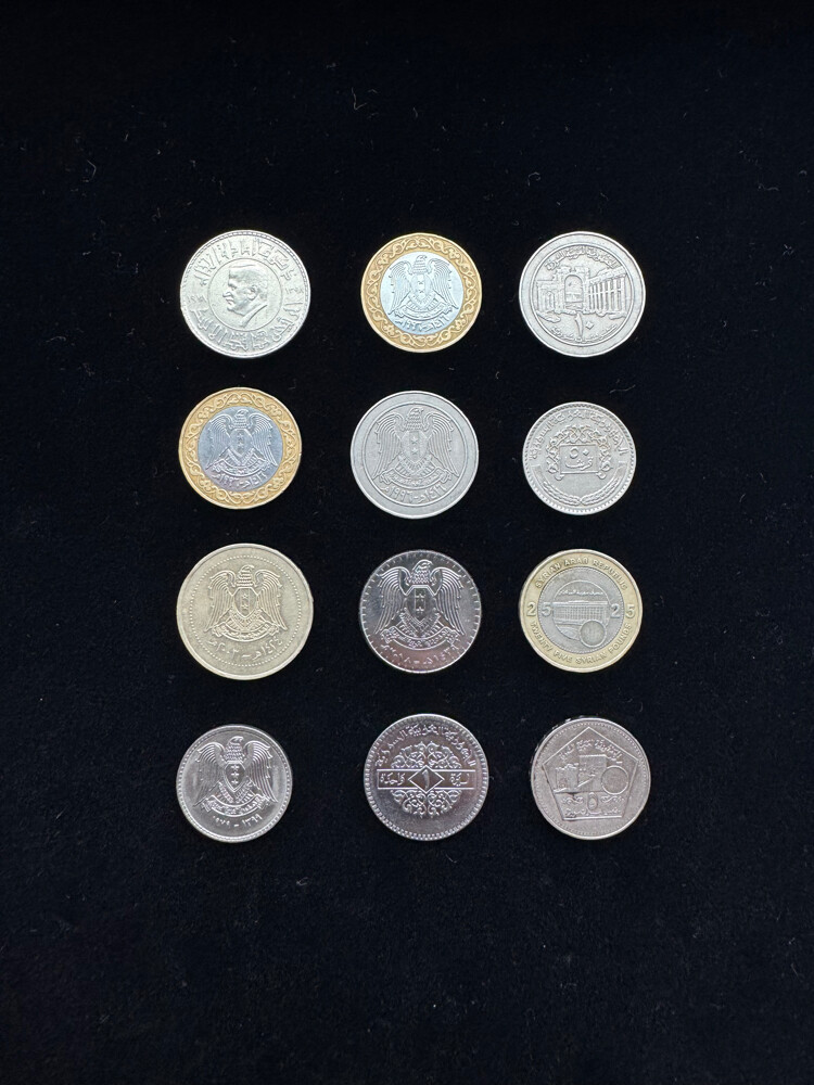 Banknotes , coins and stamps   - 24