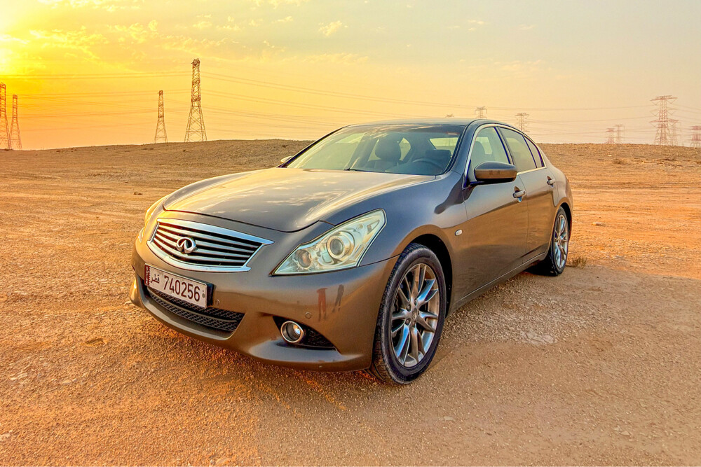 Infiniti G25 - 1