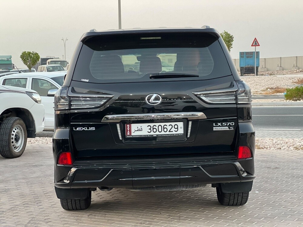 لكزس ال اكس ٢٠٢٠ - 7