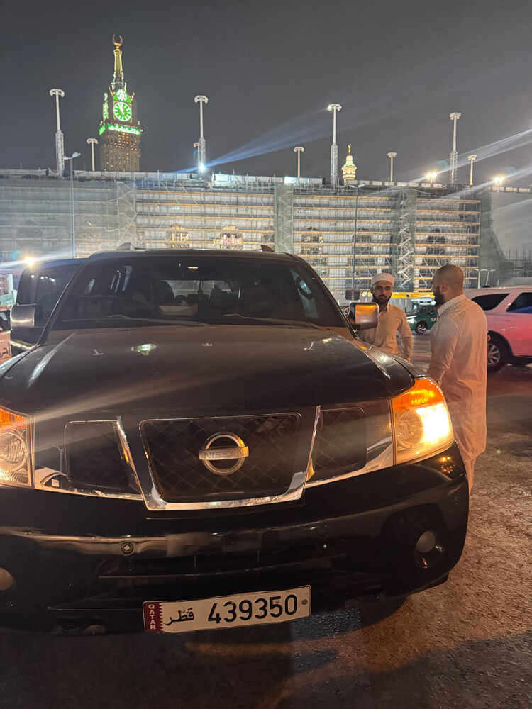 Nissan Armada (good family car) - 4