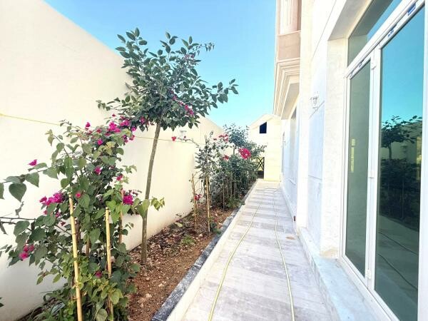 LUXURY 8BR VILLA+PRIVATE POOL&LIFT - 12