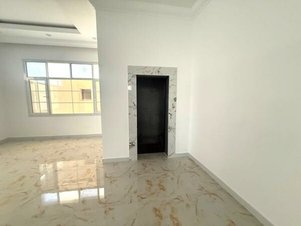 8BR VILLA+LIFT | PRIME LOCATION - 7