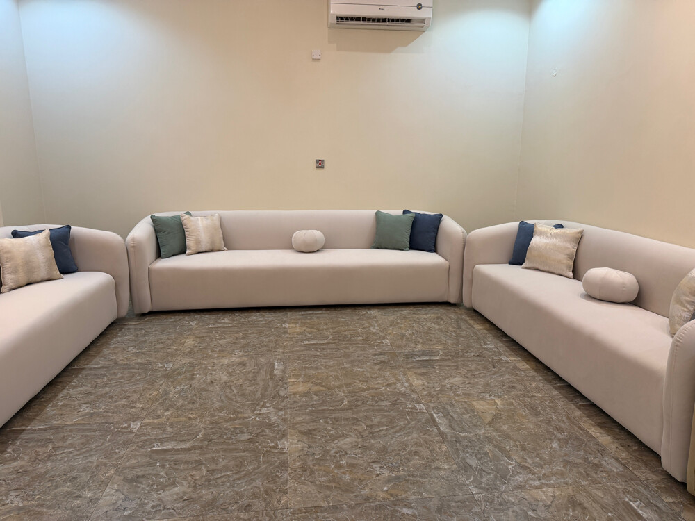 طقم كنب جديد جاهز للبيع - 3