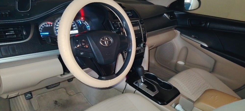 Toyota Camry 2016 Original Conditio - 13