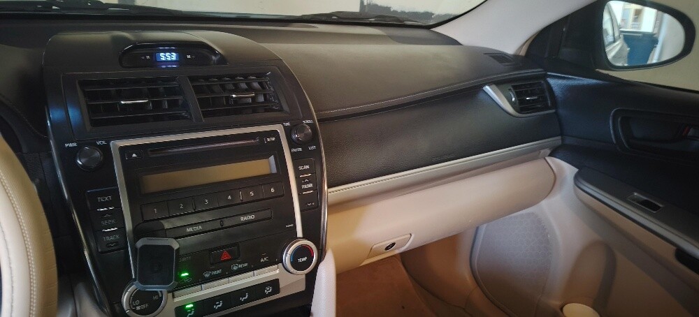 Toyota Camry 2016 Original Conditio - 15