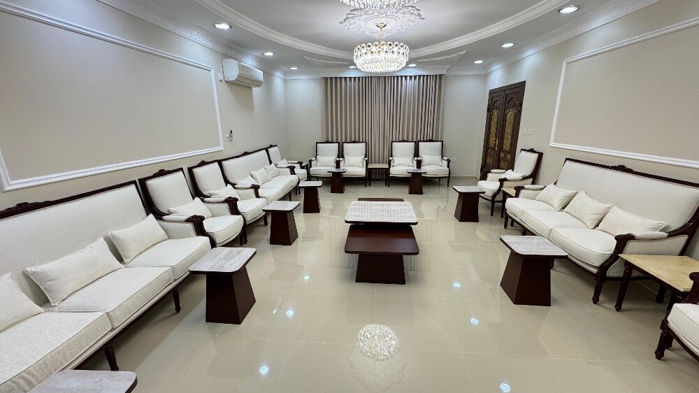 Sofas, and Curtains - Wallpaper - 4
