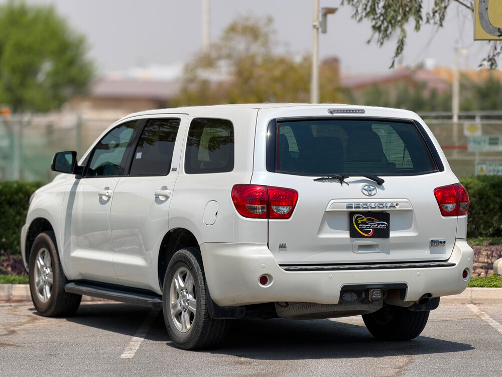 Toyota Seqaya - 5