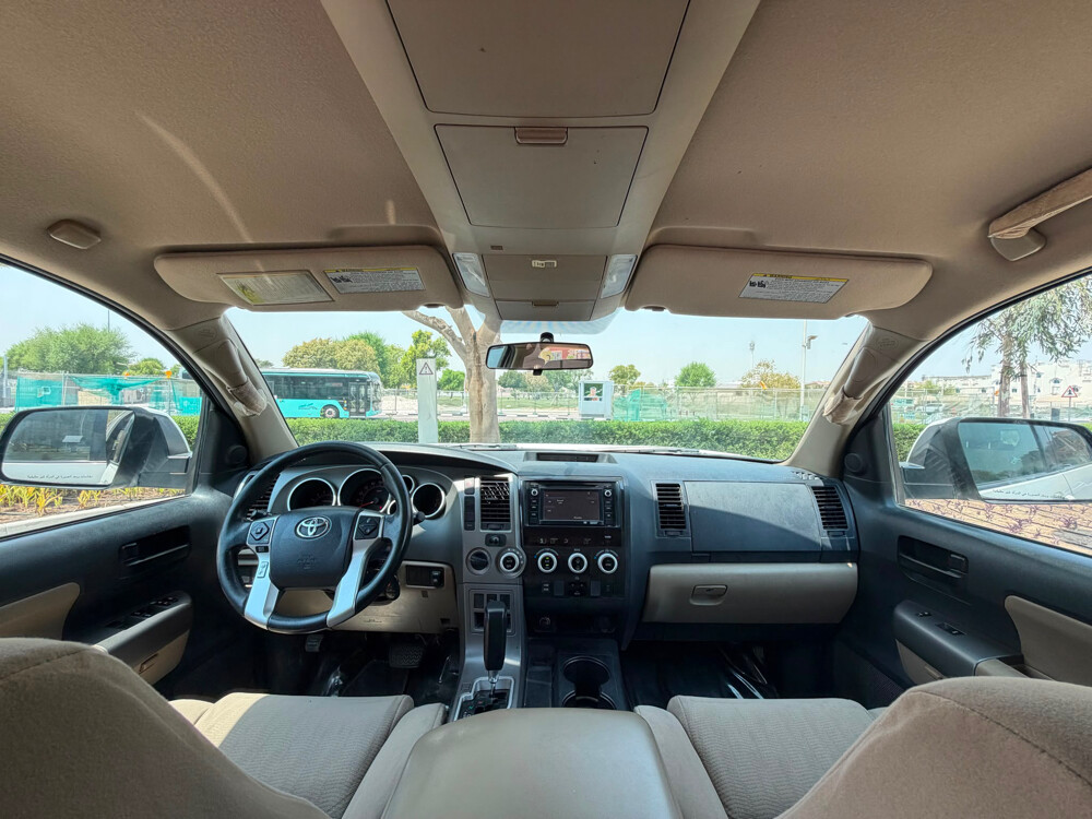 Toyota Seqaya - 12