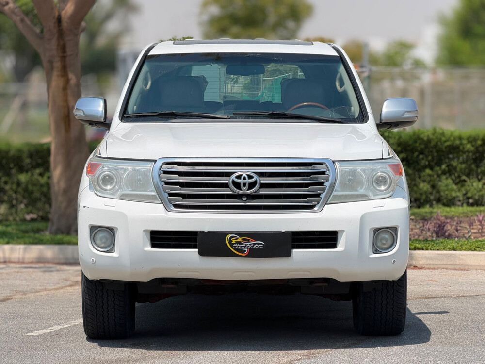 Toyota Land Cruiser VXR - 2