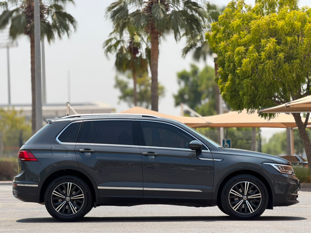 Volkswagen Tiguan - 7