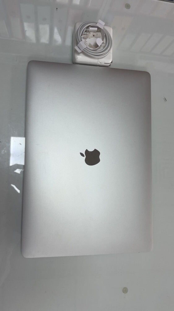 Mac Book peo - 1