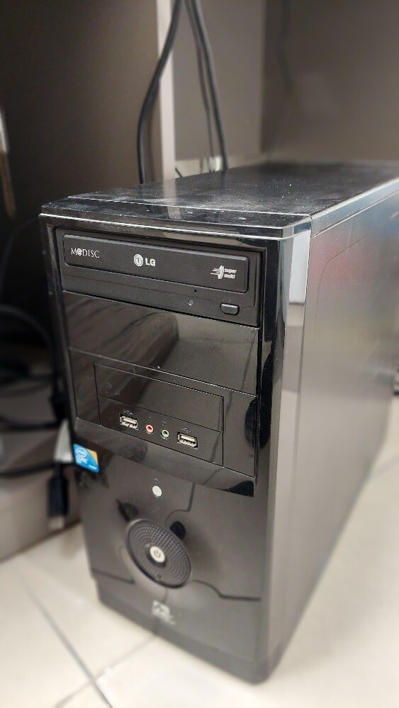 Desktop PC - Core 2 Duo - 2